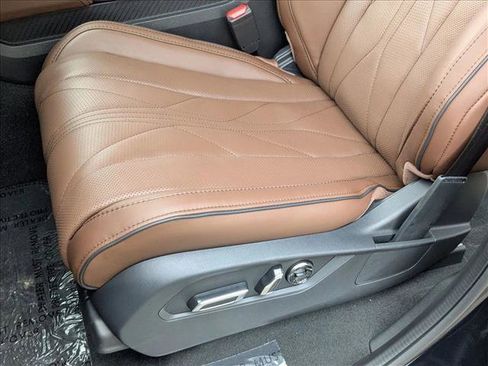 New 2026 Acura MDX SH-AWD w/ Advance Package image 4