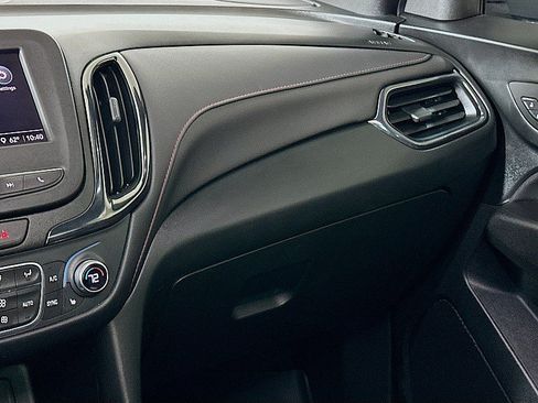 Used 2022 Chevrolet Equinox RS FWD image 24