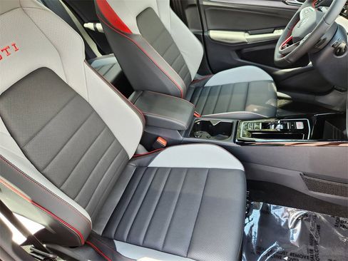 New 2025 Volkswagen GTI SE image 16
