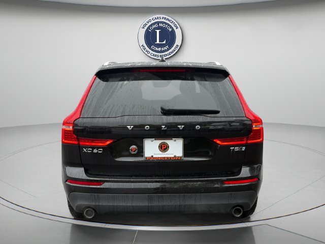 Used 2020 Volvo XC60 T5 Momentum w/ Protection Package AWD/4WD image 6