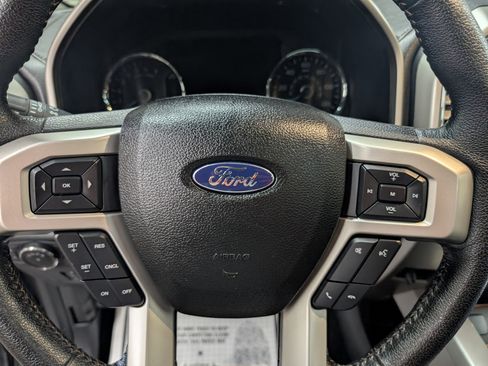 Used 2015 Ford F150 Lariat w/ Equipment Group 502A Luxury AWD/4WD image 23