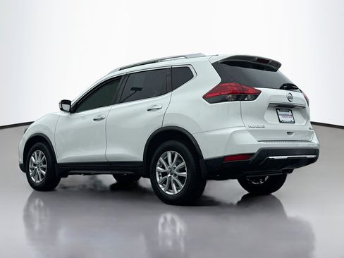 Used 2017 Nissan Rogue SV AWD/4WD image 14