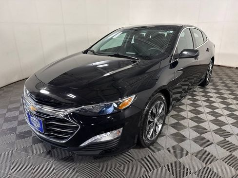 Used 2021 Chevrolet Malibu LT FWD image 5