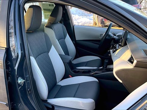 Certified 2025 Toyota Corolla LE image 8