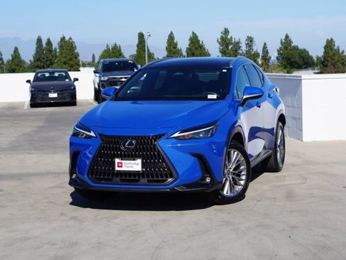 Used 2023 Lexus NX 350 AWD w/ Vision Package image 5