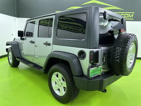 Used 2018 Jeep Wrangler Unlimited Sport S AWD/4WD image 7
