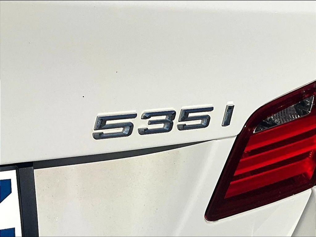 Used 2013 BMW 535i Sedan RWD image 26