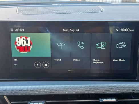 Used 2025 Hyundai Sonata SEL FWD image 23