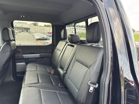 Used 2022 Ford F150 Lariat w/ Equipment Group 502A High AWD/4WD image 31