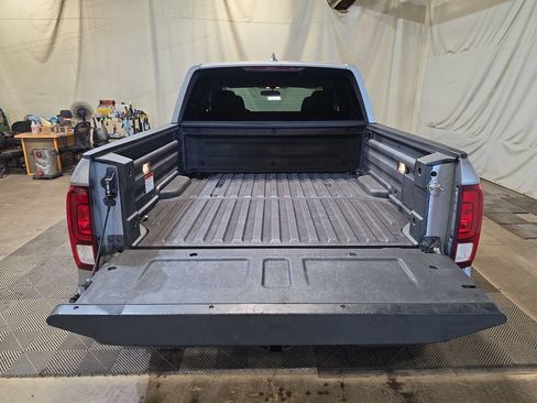 Used 2017 Honda Ridgeline RTL image 19