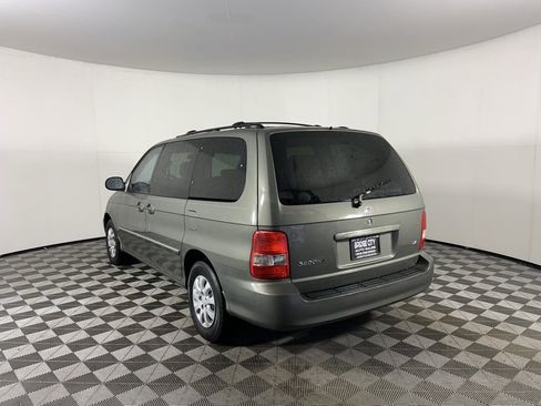 Used 2005 Kia Sedona EX image 7