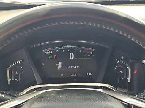 Used 2018 Honda CR-V Touring image 7
