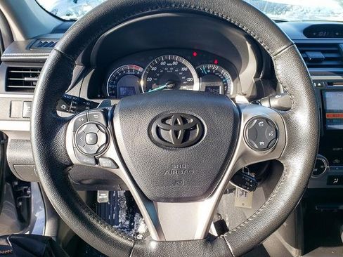 Used 2012 Toyota Camry SE image 16