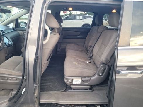 Used 2015 Honda Odyssey EX image 12