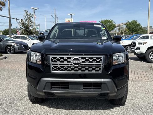 Certified 2022 Nissan Frontier SV w/ Technology Package AWD/4WD image 9