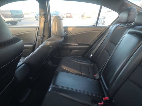 Used 2016 Honda Accord Sport image 6