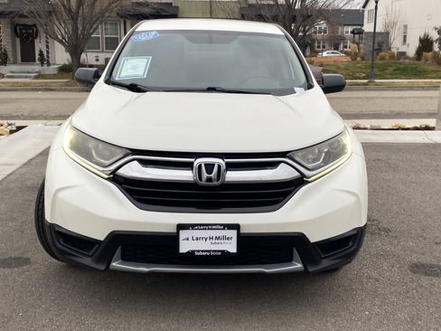 Used 2018 Honda CR-V LX image 9