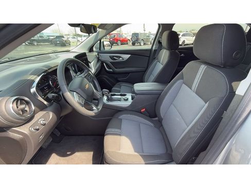 Used 2025 Chevrolet Blazer LT image 28