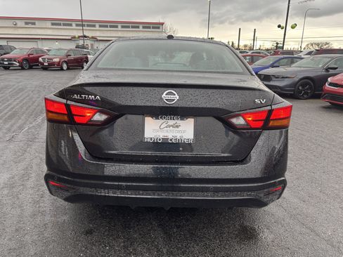 Used 2021 Nissan Altima 2.5 SV image 6