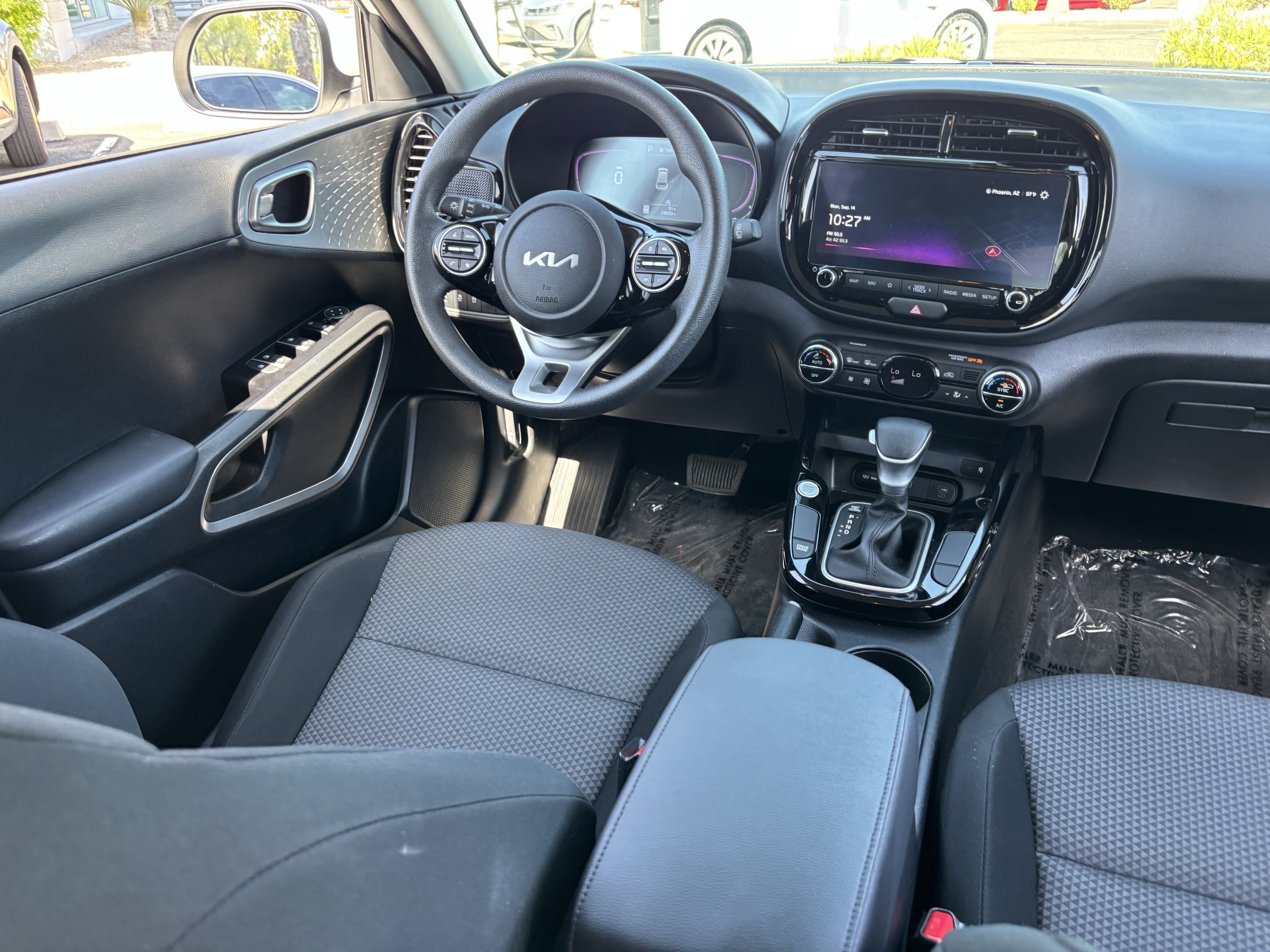 Certified 2025 Kia Soul S FWD image 12
