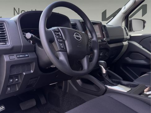 Used 2024 Nissan Frontier S image 8