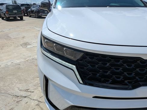Certified 2023 Kia Sorento SX FWD image 10