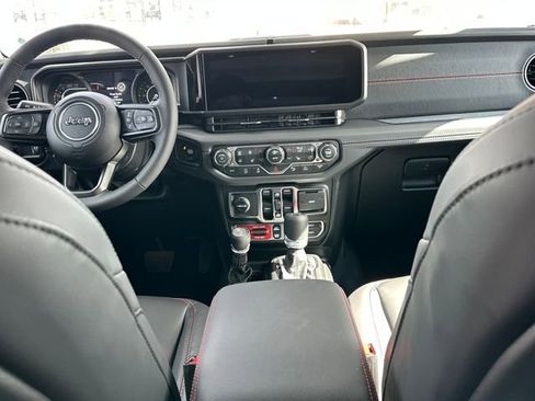 New 2026 Jeep Wrangler Unlimited Rubicon image 20