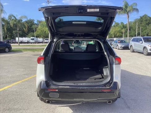 Used 2024 Toyota RAV4 XLE w/ Convenience Package FWD image 23