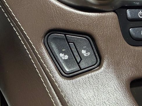 Used 2015 Chevrolet Suburban LT w/ Max Trailering Package RWD image 40