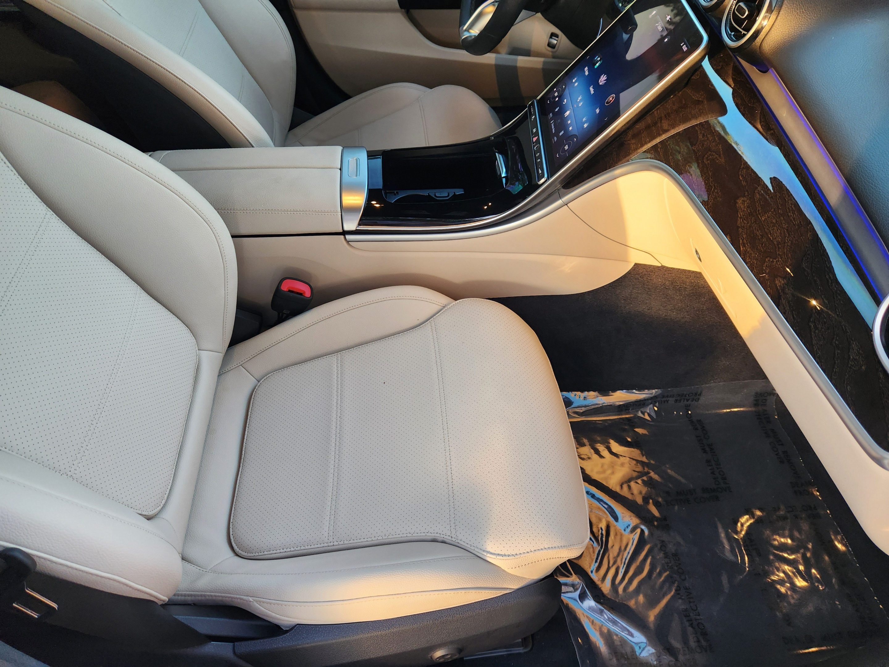 Used 2024 Mercedes-Benz C 300 4MATIC Sedan image 11