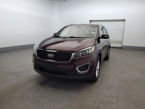 Used 2017 Kia Sorento AWD w/ LX Convenience Package image 15