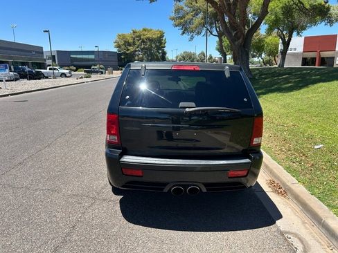 Used 2009 Jeep Grand Cherokee SRT8 w/ SRT Option Group I AWD/4WD image 4