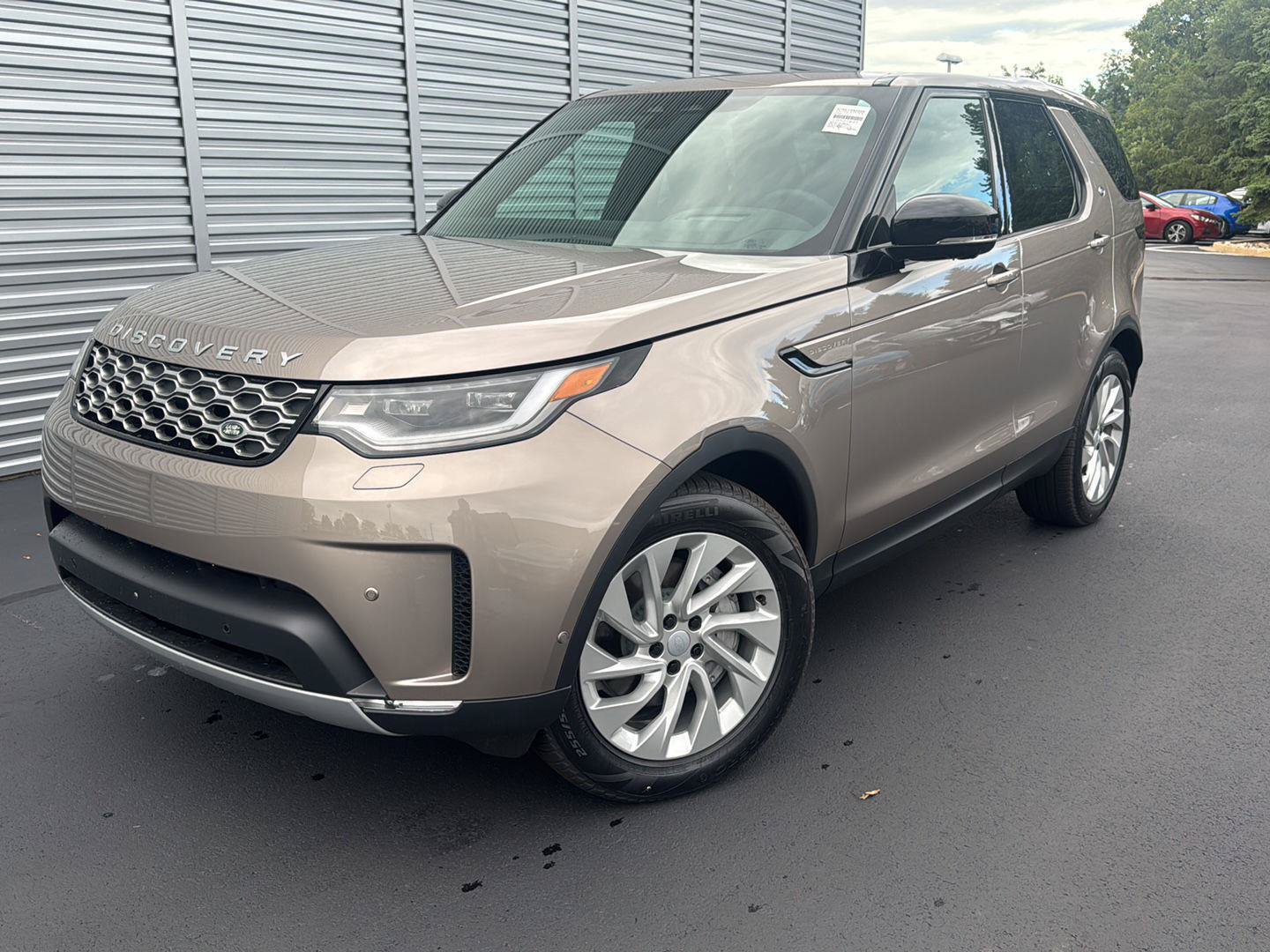 New 2026 Land Rover Discovery S AWD/4WD image 1