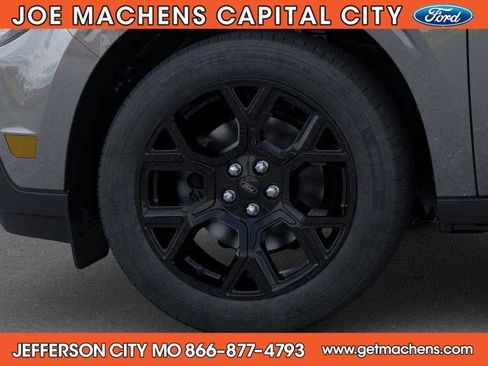 New 2025 Ford Maverick XLT w/ XLT Luxury Package image 21