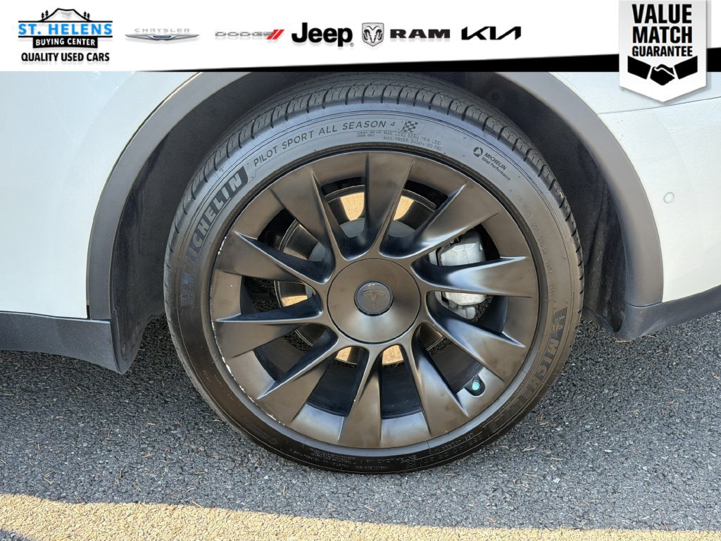 Used 2021 Tesla Model Y Long Range AWD/4WD image 27