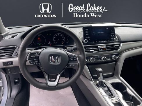 Used 2019 Honda Accord LX image 10