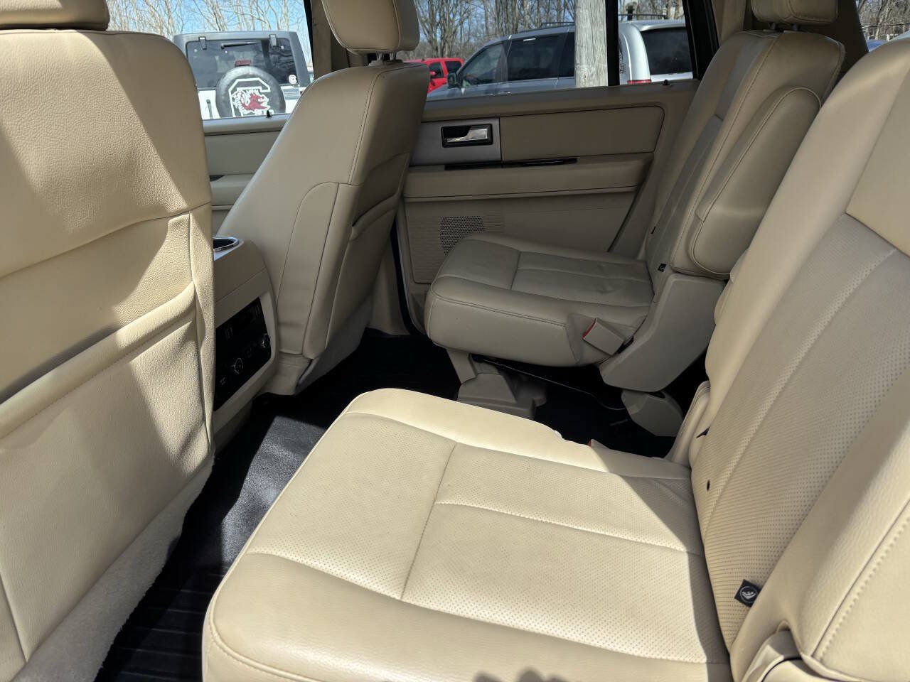 Used 2017 Ford Expedition EL Limited w/ Equipment Group 301A AWD/4WD image 6