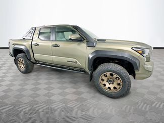 New 2026 Toyota Tacoma 4x4 Double Cab Hybrid video 3