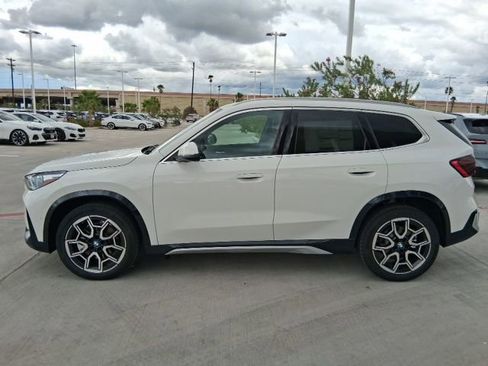 New 2026 BMW X1 xDrive28i w/ Convenience Package AWD/4WD image 3