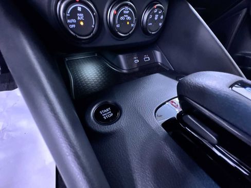 Used 2025 Nissan Z Performance w/ Floor Mat Package RWD image 17