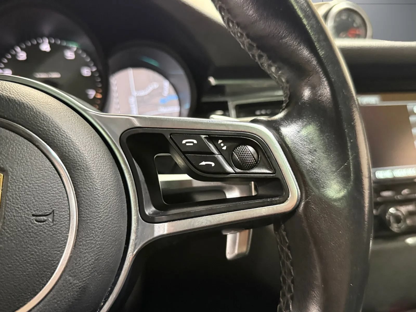 Used 2016 Porsche Macan S AWD/4WD image 25