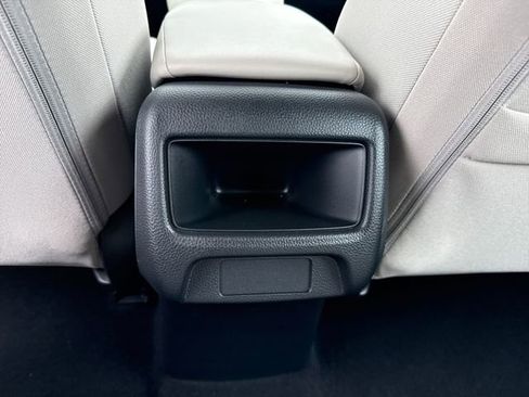 Used 2023 Honda HR-V LX image 21
