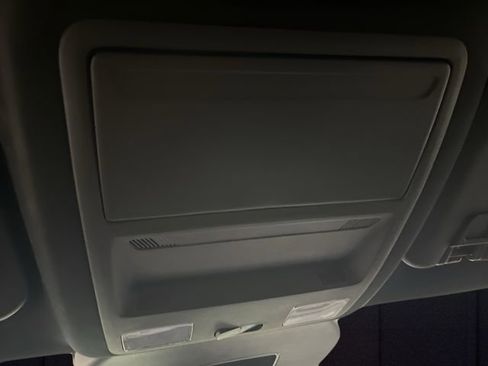 Used 2025 Ford Escape ST-Line image 23