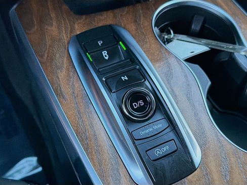 Used 2019 Acura MDX FWD w/ Advance Package image 16
