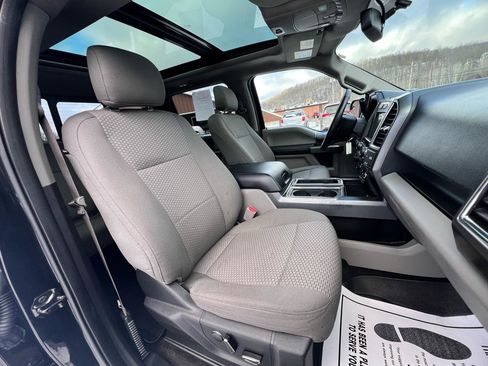 Used 2016 Ford F150 XLT w/ Equipment Group 302A Luxury image 26