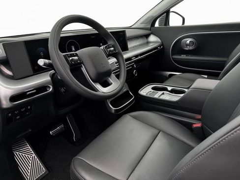 New 2026 Hyundai Ioniq 9 Calligraphy image 14