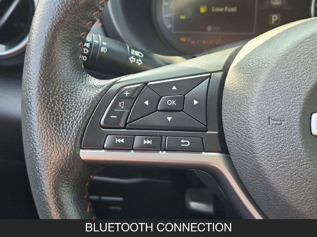 Used 2023 Nissan Kicks SR FWD image 17