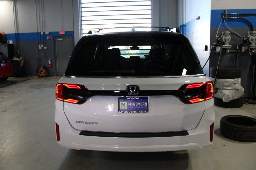 New 2027 Honda Odyssey EX-L image 9