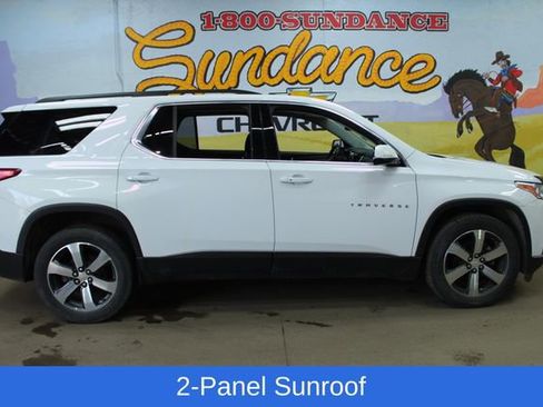Used 2019 Chevrolet Traverse LT image 1