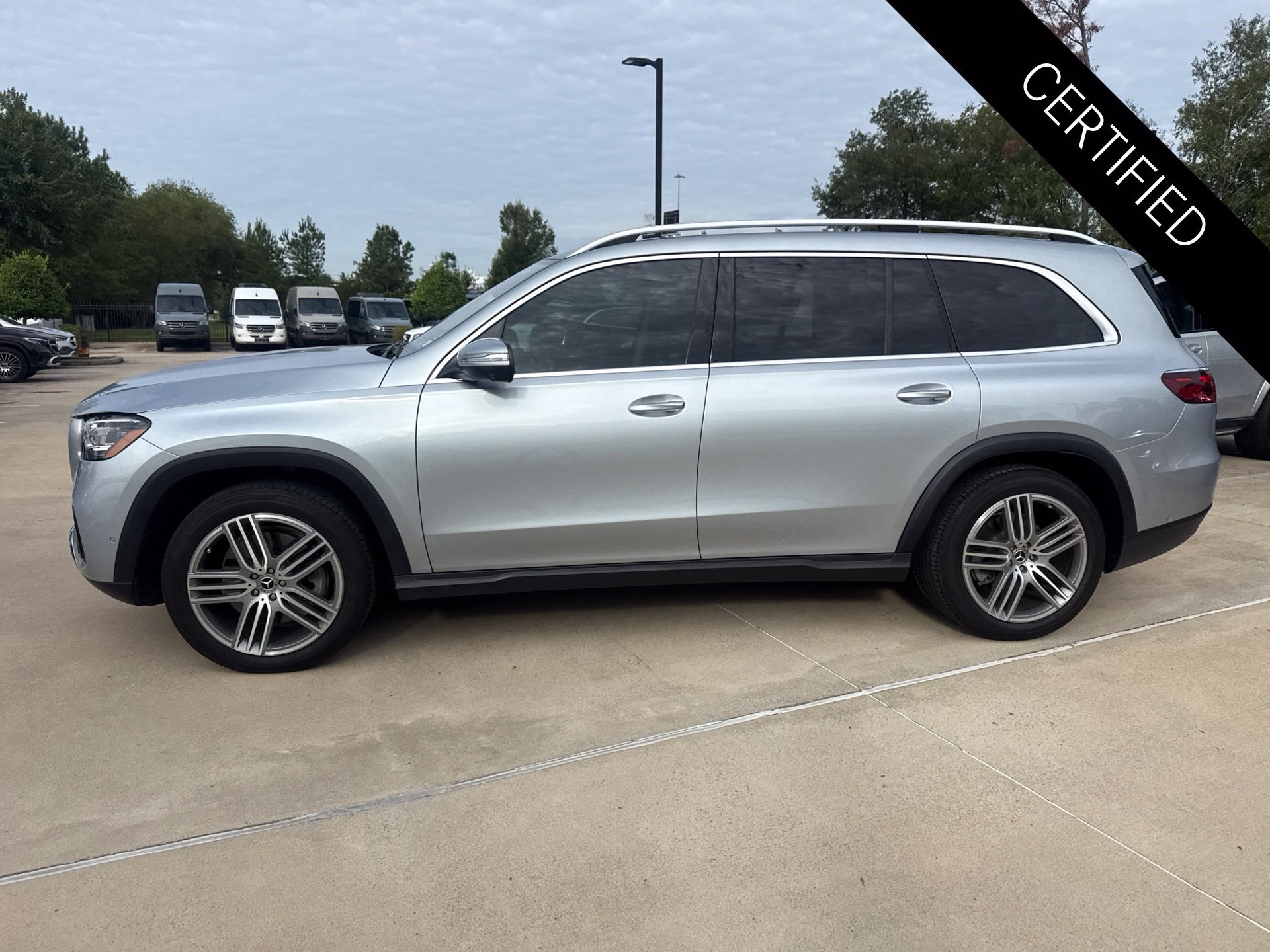 Certified 2024 Mercedes-Benz GLS 450 4MATIC image 7